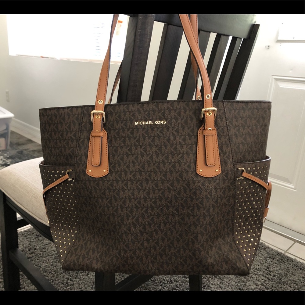 Michael Kors purse